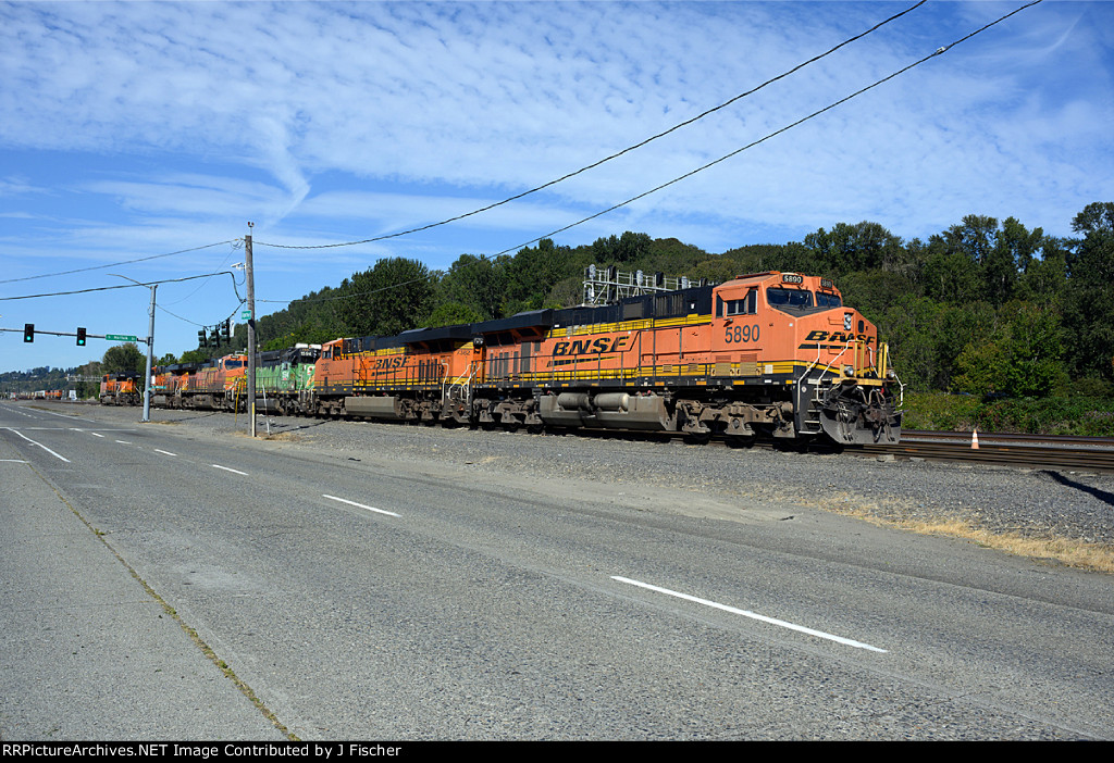 BNSF 5890